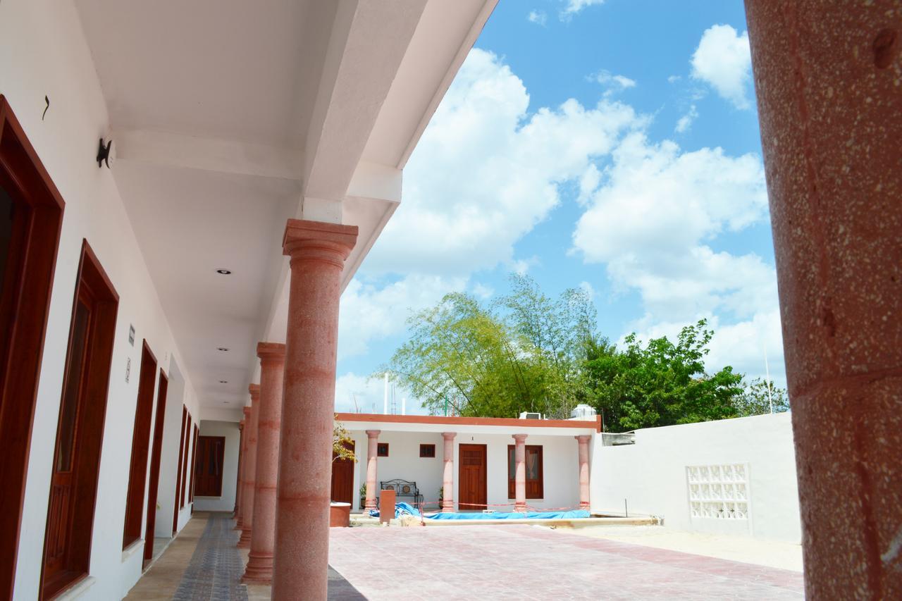 Hotel Las Mestizas วัลลาโดลิด ภายนอก รูปภาพ