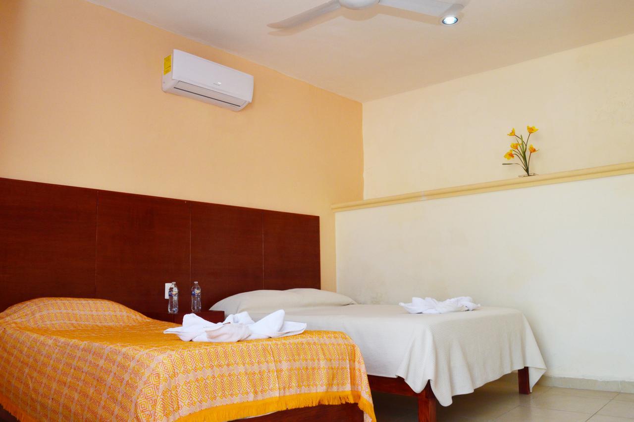 Hotel Las Mestizas วัลลาโดลิด ภายนอก รูปภาพ