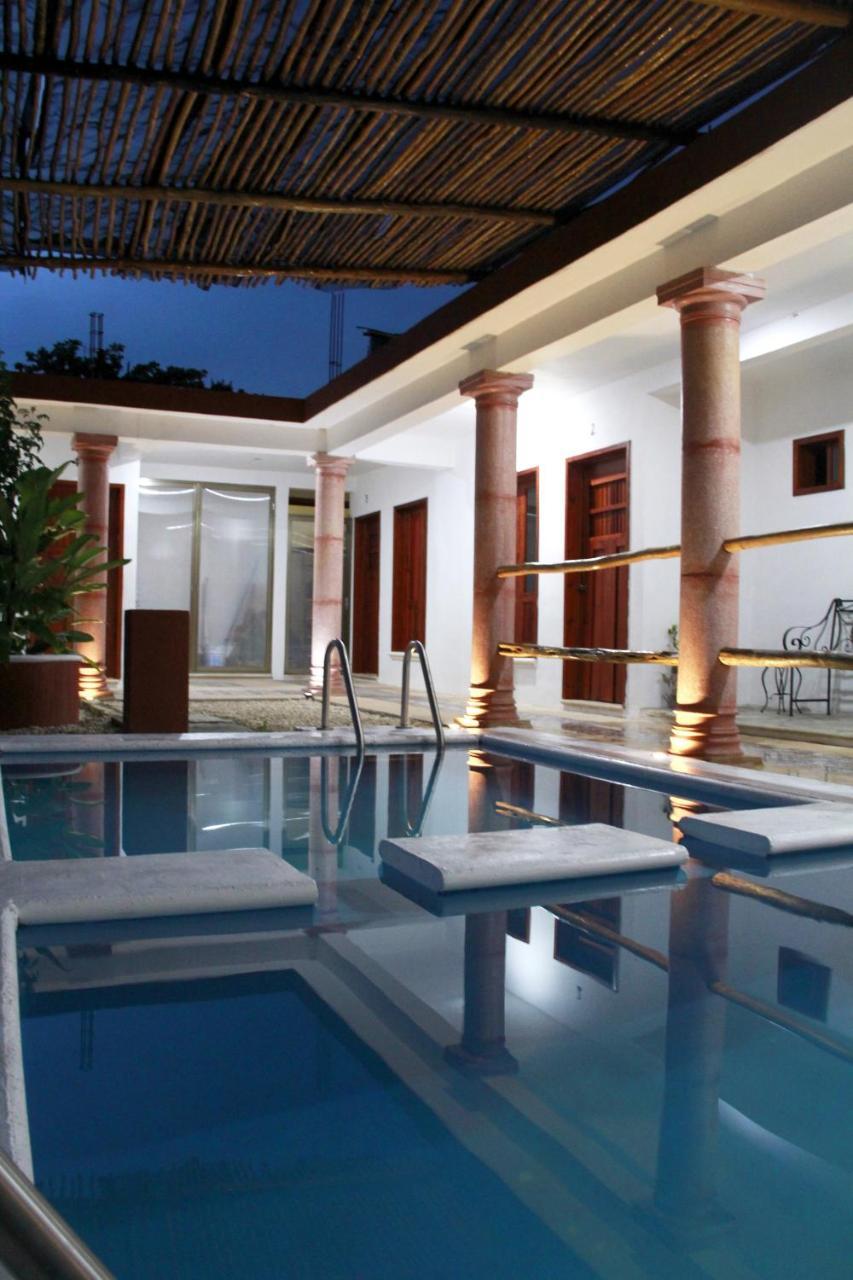 Hotel Las Mestizas วัลลาโดลิด ภายนอก รูปภาพ