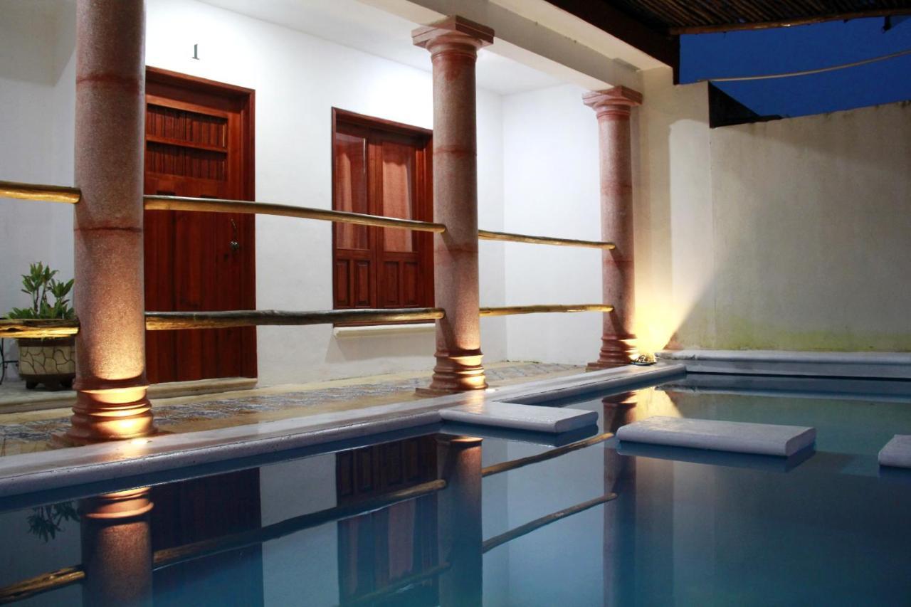 Hotel Las Mestizas วัลลาโดลิด ภายนอก รูปภาพ