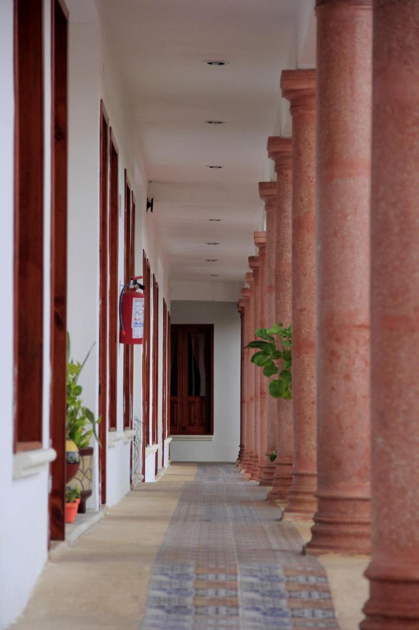 Hotel Las Mestizas วัลลาโดลิด ภายนอก รูปภาพ